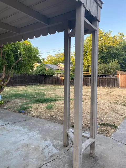 492 Elm, Gustine, CA 95322 photo 5
