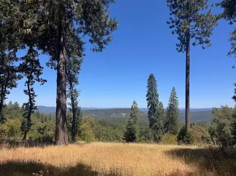 11986 Cement Hill Rd, Nevada City, CA 95959