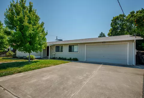 204 Emery St, Winters, CA 95694 photo 2