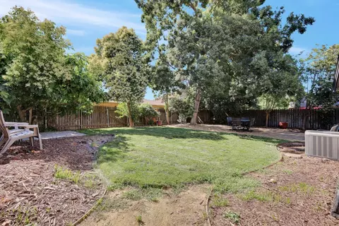 3105 Joellen Ct, Carmichael, CA 95608 photo 4