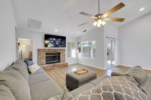 3105 Joellen Ct, Carmichael, CA 95608 photo 8