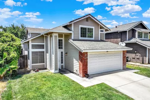 Exterior - 8447 Leaning Tree Ct, Antelope, CA 95843 photo 2 of 11