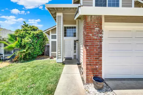 Exterior - 8447 Leaning Tree Ct, Antelope, CA 95843 photo 4 of 11