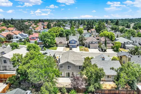 View/Area - 8447 Leaning Tree Ct, Antelope, CA 95843 photo 6 of 8