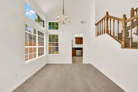 Living - 8447 Leaning Tree Ct, Antelope, CA 95843 photo 6 of 14
