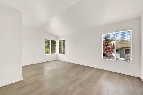 Living - 8447 Leaning Tree Ct, Antelope, CA 95843 photo 13 of 14