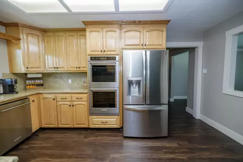 Kitchen - 7849 Fox Rd, Hughson, CA 95326 photo 2 of 4