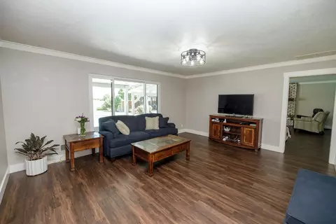 Living - 7849 Fox Rd, Hughson, CA 95326 photo 4 of 6