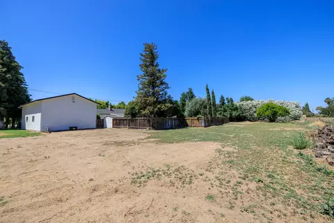 Exterior - 7849 Fox Rd, Hughson, CA 95326 photo 21 of 23