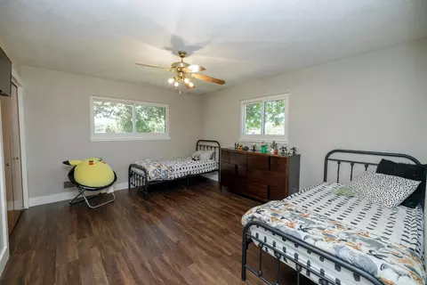 Bedroom - 7849 Fox Rd, Hughson, CA 95326 photo 6 of 7