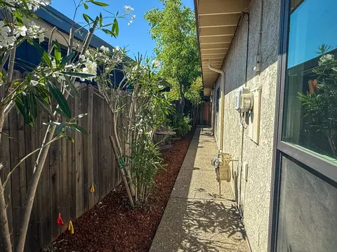 132 Luz Pl, Davis, CA 95616 photo 3