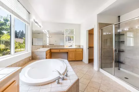 1059 Ledgestone Dr, Folsom, CA 95630 photo 43