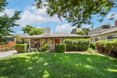 1008 D St, Davis, CA 95616 photo 1
