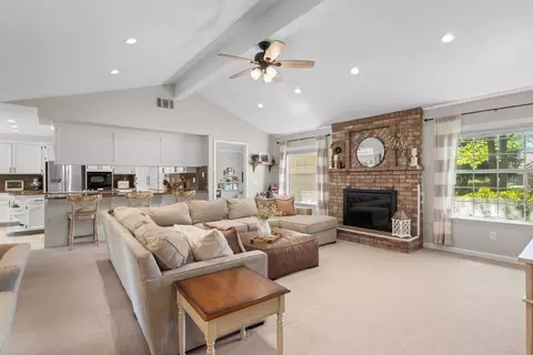 100 Summer Shade Ct, Folsom, CA 95630