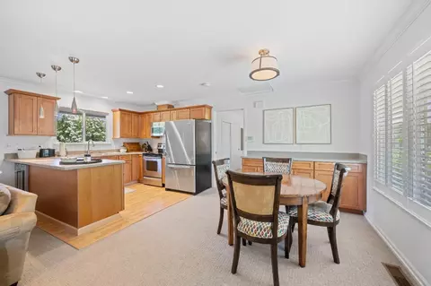 Dining - 5310 Roxbury Ct, Carmichael, CA 95608 photo 6 of 7