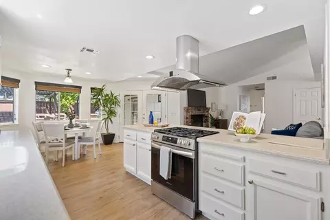 5109 Kovanda Ave, Carmichael, CA 95608 photo 8