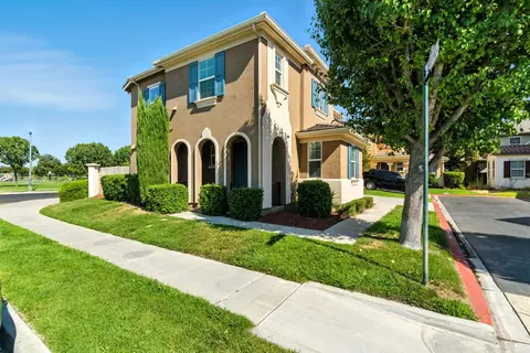 17289 S Three Oaks Ln, Lathrop, CA 95330 photo 1