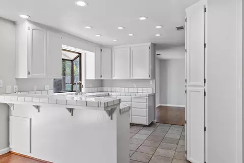 875 Cedar Ridge Dr, Turlock, CA 95382 photo 17