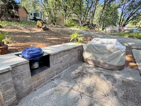 Exterior - 15752 Tippy Way, Grass Valley, CA 95949 photo 3 of 7