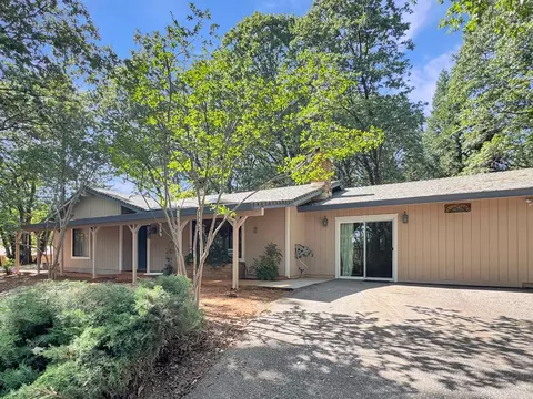 Exterior - 15752 Tippy Way, Grass Valley, CA 95949 photo 2 of 7