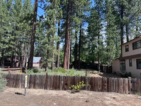 3068 Berkeley Ave, South Lake Tahoe, CA 96150