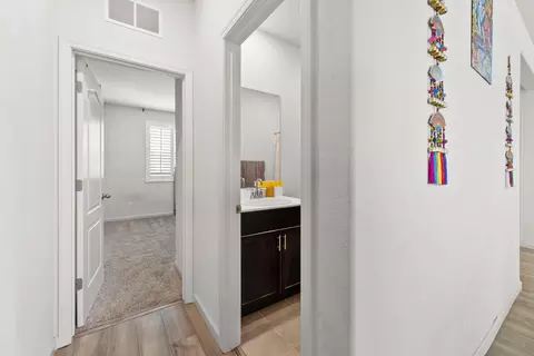 Entry Way - 3084 Tower St, Manteca, CA 95337 photo 7 of 15