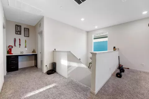 Entry Way - 3084 Tower St, Manteca, CA 95337 photo 10 of 15