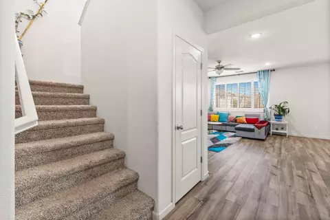 Entry Way - 3084 Tower St, Manteca, CA 95337 photo 3 of 15