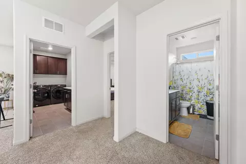 Entry Way - 3084 Tower St, Manteca, CA 95337 photo 12 of 15
