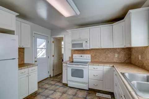 130 Broadway, Jackson, CA 95642 photo 27