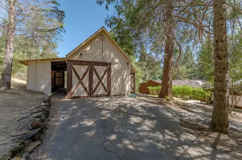 Exterior - 1355 Jackson Gate Rd, Jackson, CA 95642 photo 17 of 30