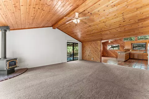 Living - 1355 Jackson Gate Rd, Jackson, CA 95642 photo 3 of 7