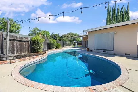 Exterior - 1544 Switzer Ct, Modesto, CA 95350 photo 12 of 12