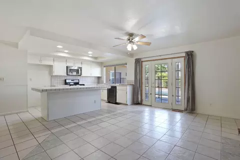 Living - 1544 Switzer Ct, Modesto, CA 95350 photo 6 of 7
