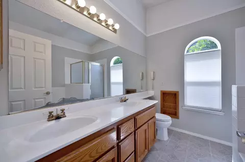 Bath - 4431 Shandwick Dr, Antelope, CA 95843 photo 2 of 4