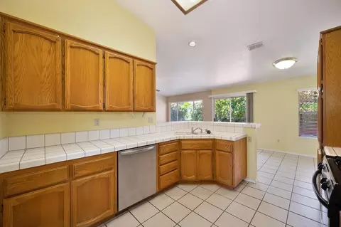 Kitchen - 4431 Shandwick Dr, Antelope, CA 95843 photo 4 of 4