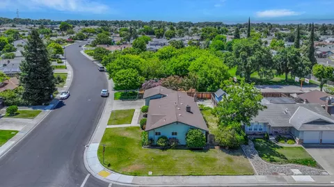 View/Area - 603 S Wilma Ave, Ripon, CA 95366 photo 3 of 8