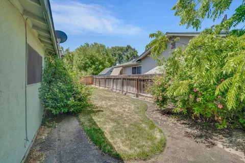 Exterior - 603 S Wilma Ave, Ripon, CA 95366 photo 9 of 9