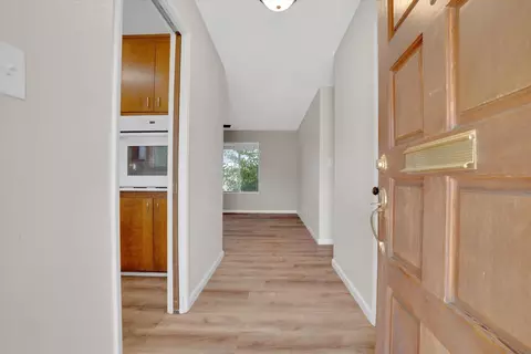 Entry Way - 603 S Wilma Ave, Ripon, CA 95366 photo 1 of 1