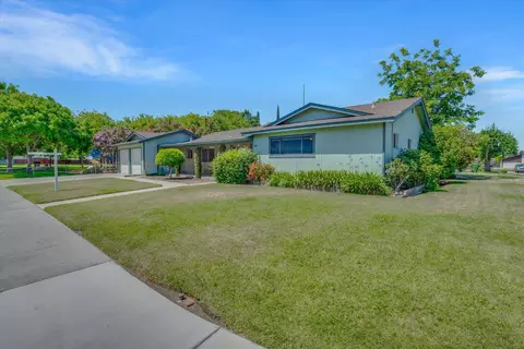 Exterior - 603 S Wilma Ave, Ripon, CA 95366 photo 4 of 9