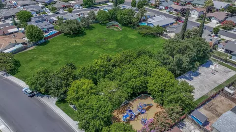 View/Area - 603 S Wilma Ave, Ripon, CA 95366 photo 7 of 8