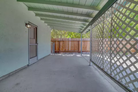 Exterior - 603 S Wilma Ave, Ripon, CA 95366 photo 5 of 9