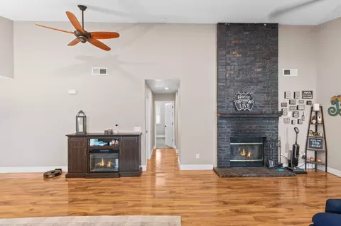 910 Cedar Canyon Cir, Galt, CA 95632 photo 9