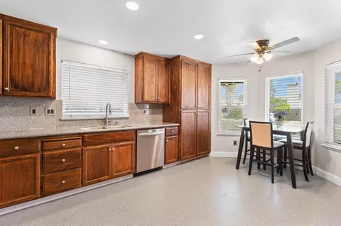 910 Cedar Canyon Cir, Galt, CA 95632 photo 17