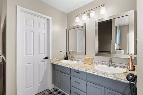910 Cedar Canyon Cir, Galt, CA 95632 photo 37