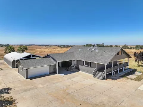 3656 Hokan Ln, Wheatland, CA 95692