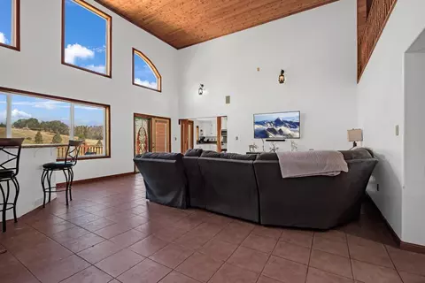 Living - 1381 Muleshoe Pass, Placerville, CA 95667 photo 2 of 3