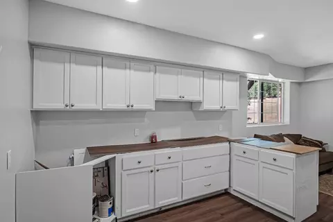 Kitchen - 1381 Muleshoe Pass, Placerville, CA 95667 photo 7 of 7