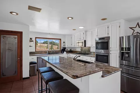 Kitchen - 1381 Muleshoe Pass, Placerville, CA 95667 photo 1 of 7