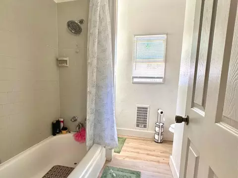 Bath - 1761 Rose Ave, Merced, CA 95341 photo 1 of 2